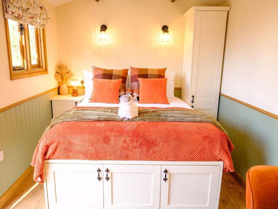 Lintmill Lodges - Heather Shepherds Hut Sorn Dış mekan fotoğraf